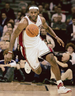 cavaliers_james_1206_web
